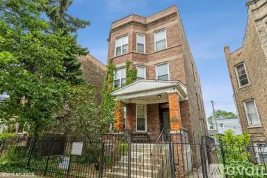 Main picture of 1516 N Keystone Ave