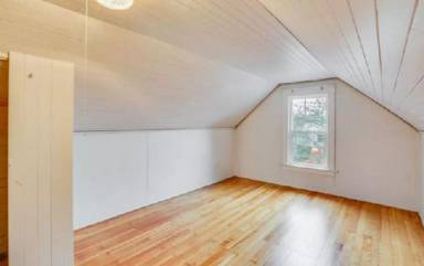 Main picture of 5824 N Syracuse St