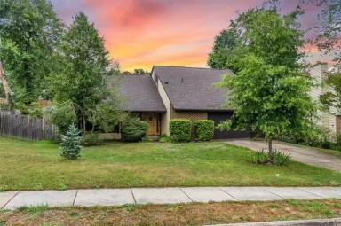 Main picture of 6807 Vantage Dr