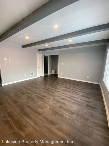 Main picture of 2420 Union St