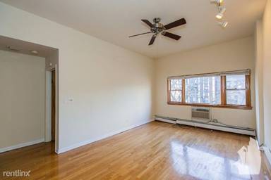 Main picture of 1435 N Dearborn St