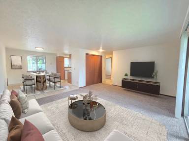 Main picture of 3315 W Bismark Ave