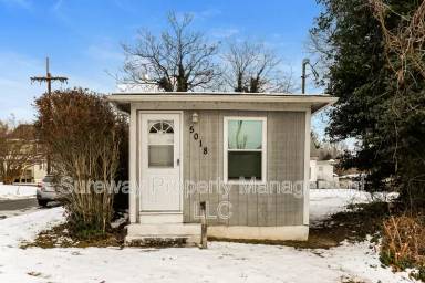 Main picture of 5018 Chapel Ave