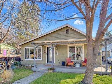 Main picture of 504 N Avenue E
