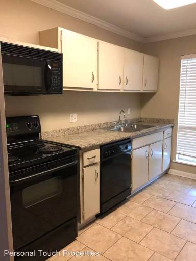 Main picture of 10448 Jefferson Hwy