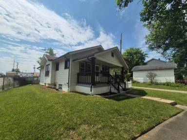 Main picture of 2436 Mundale Ave