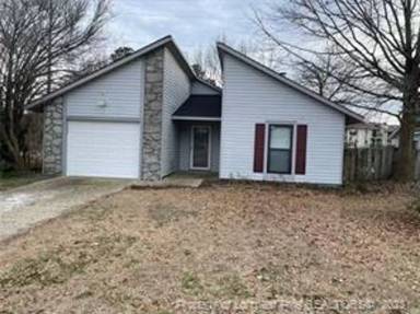 Main picture of 7001 Candlewood Dr
