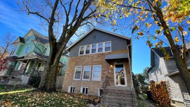 Main picture of 322 Cherry St SE