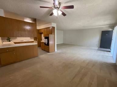 Main picture of 852 Fairview Ave