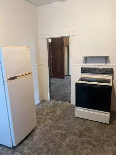Main picture of 301 E Tiffin St