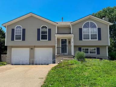 Main picture of 7408 N Atkins Ave