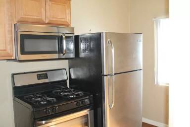 Main picture of 731 Queenstown Ct