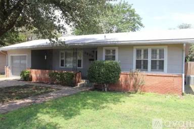 Main picture of 3802 30th St