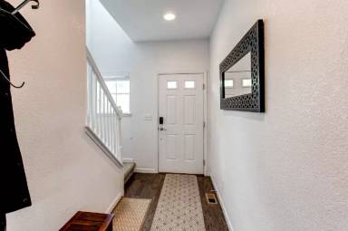 Main picture of 1770 W 52nd Ct