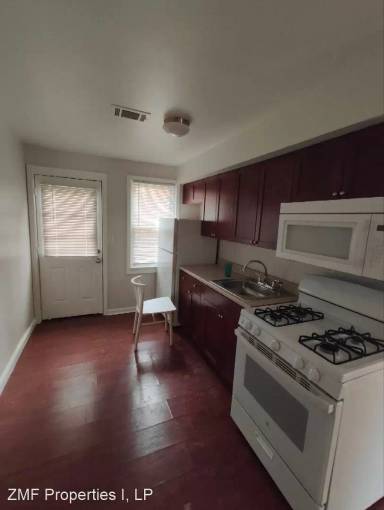 Main picture of 207 Juniper Dr