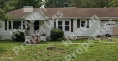 Main picture of 1006 1/2 W A St