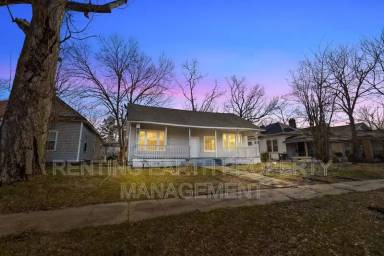 Main picture of 1217 Fulton Ave SW