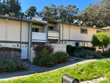 Main picture of 1365 Terra Nova Blvd