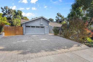 Main picture of 1756 Woodbine Pl