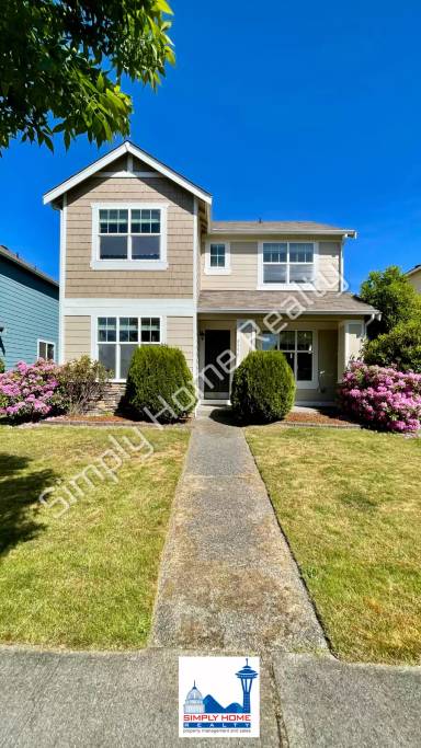 Main picture of 8556 Webster Dr NE