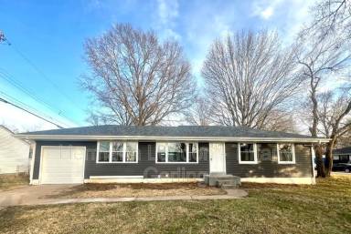 Main picture of 10116 Dwight Dr