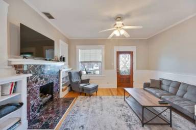 Main picture of 103 W Mohawk Ave