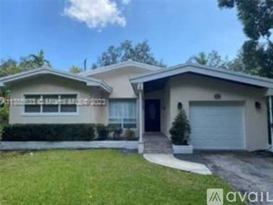 Main picture of 1420 Ortega Ave