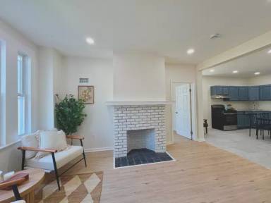 Main picture of 122 Shephard Ave