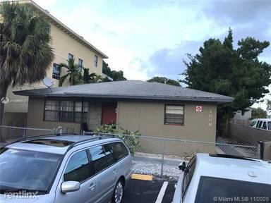 Main picture of 2008 Ponce de Leon Ave