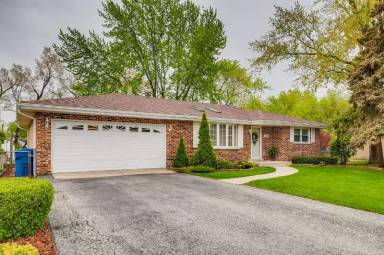 Main picture of 6351 W 82nd Pl