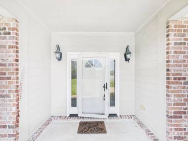 Main picture of 382 Shawnee Farms Rd