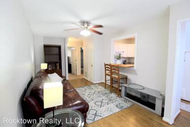 Main picture of 1440 Bradley Dr