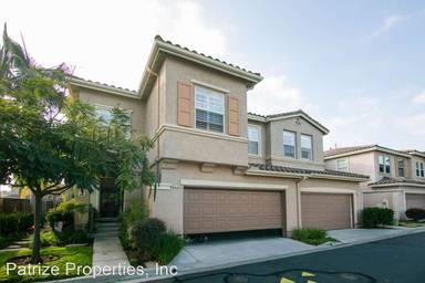Main picture of 6415 Bluegrass Ln