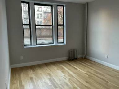 Main picture of 600 W 144th St