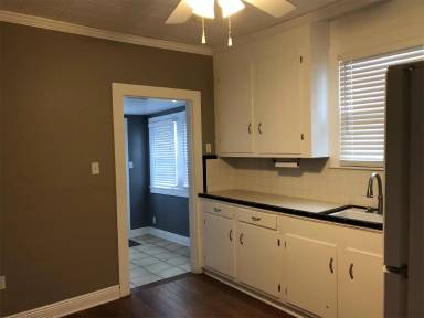 Main picture of 409 Betz Ave