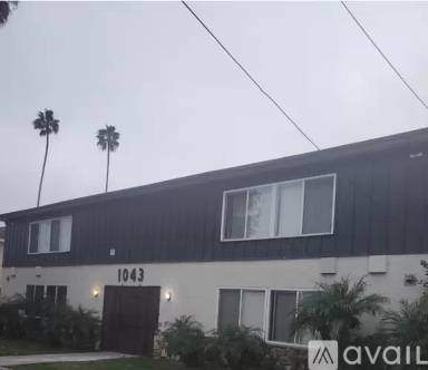 Main picture of 1043 Larch St
