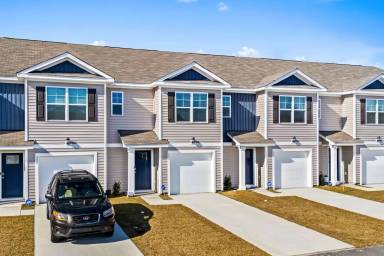 Main picture of 330 Bayou Loop