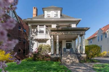 Main picture of 436 Prospect St