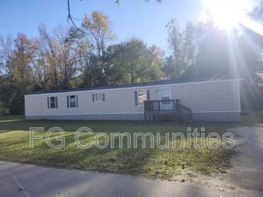 Main picture of 1124 N Bryan Rd