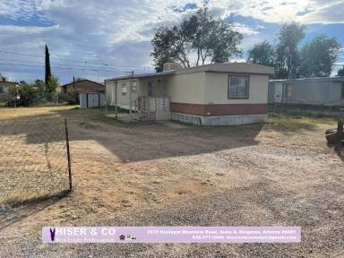 Main picture of 2354 E Snavely Ave