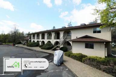 Main picture of 300 Boulder Creek Dr