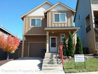Main picture of 814 Crouchen St NW