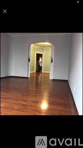 Main picture of 71 W 55th St