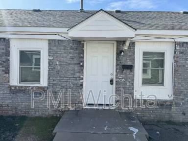 Main picture of 820 S Water St