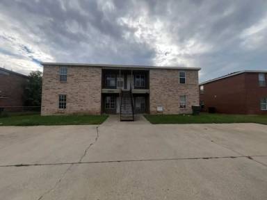 Main picture of 3303 Toledo Dr