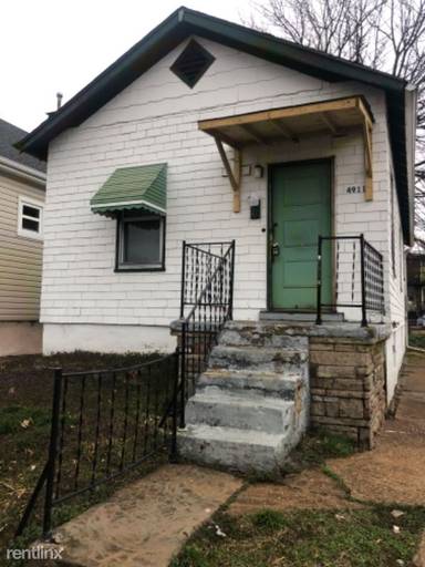 Main picture of 4911 Blow St