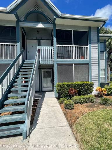 Main picture of 4610 Lake Waterford Way