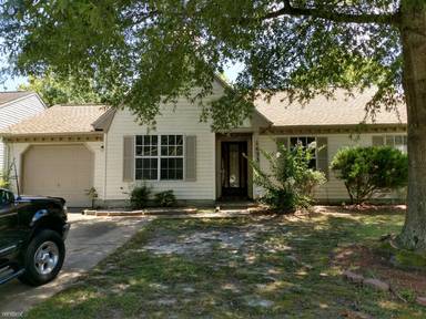Main picture of 1433 Drumheller Dr