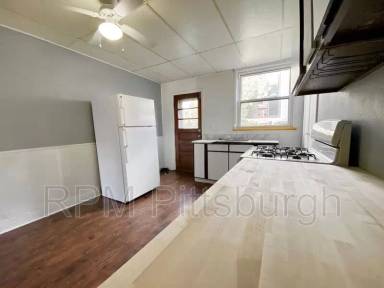 Main picture of 4554 1/2 Rosina Way