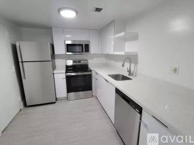 Main picture of Landmark Towers Apartments
